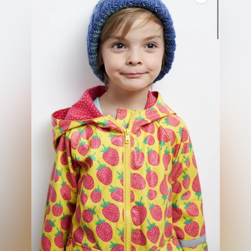 🍓Kids Marimekko Strawberry Print Raincoat Yellow Size 12M / 80 NWT